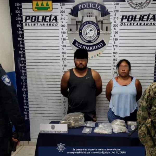 Cae una pareja de narcomenudistas en la Nicté-Ha de Playa del Carmen.