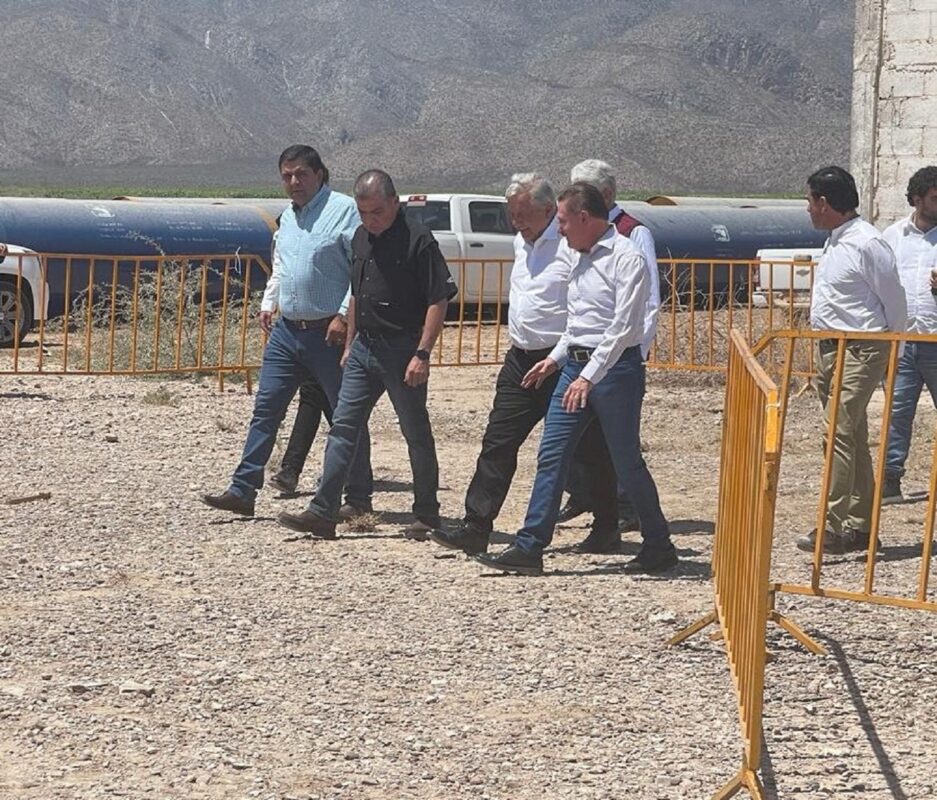 El presidente Andrés Manuel López Obrador estuvo en Lerdo, Durango, con el gobernador José Rosas Aispuro Torres, y con el mandatario de Coahuila, Miguel Riquelme, para supervisar el proyecto Agua Saludable para la Laguna coahuilense, el 12 de agosto de 2022.