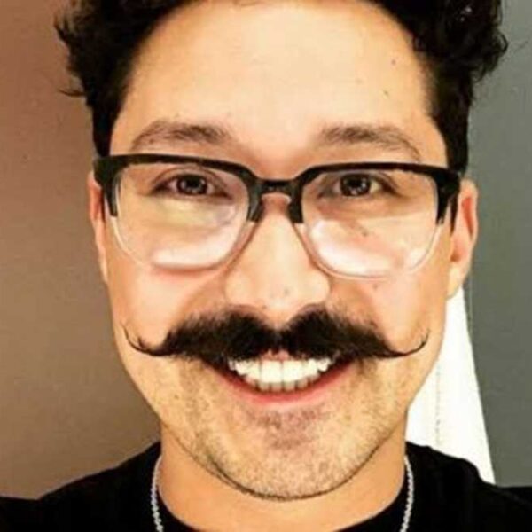 Acusan al comediante Mau Nieto de abuso sexual