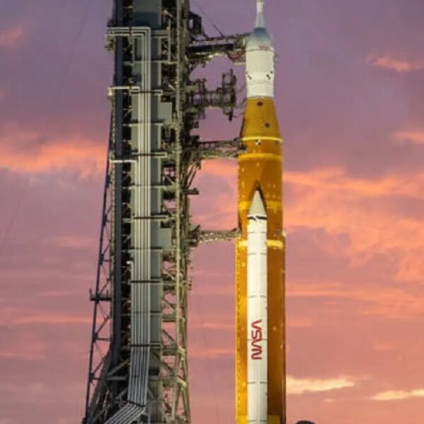 Se pospuso lanzamiento de Artermisa 1, confirma Ebrard