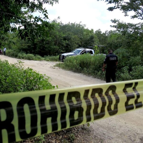 Encuentran dos cuerpos sin vida en colonia de Cancún