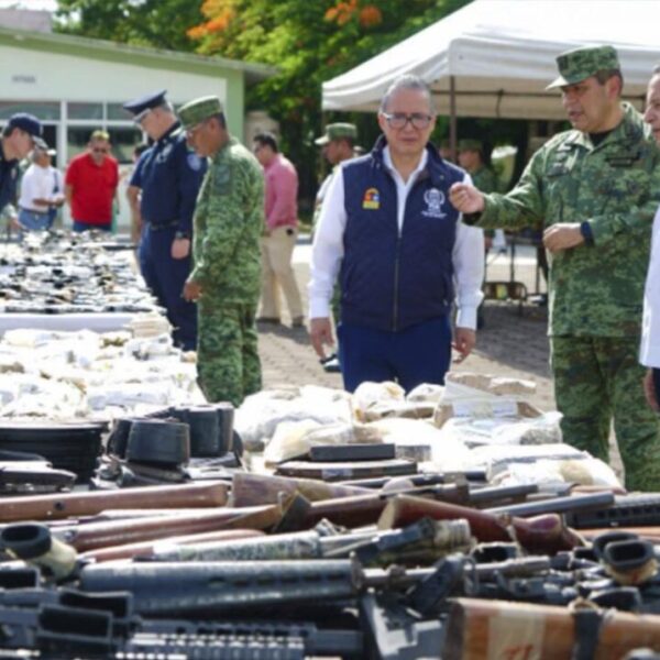 A quienes quieran desestabilizar, generar pánico y destruir lo construido por todos, ¡No se los vamos a permitir!: Carlos Joaquín