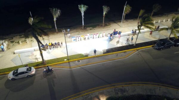 El mejoramiento y modernización del bulevar de Chetumal contribuirá al crecimiento económico del sur: Carlos Joaquín