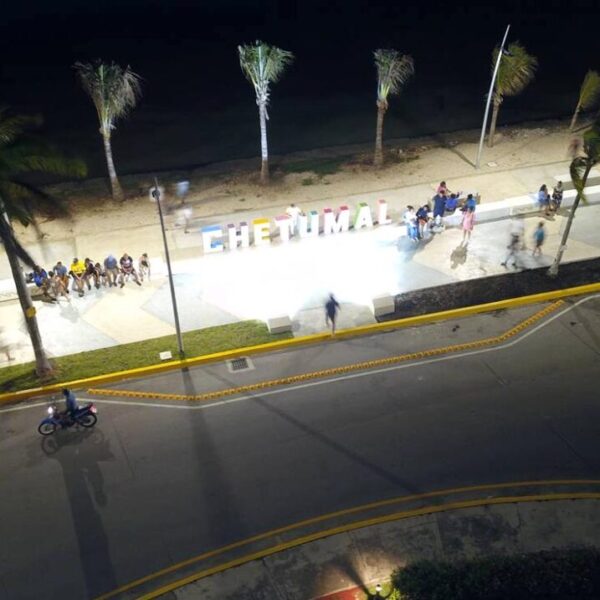 El mejoramiento y modernización del bulevar de Chetumal contribuirá al crecimiento económico del sur: Carlos Joaquín