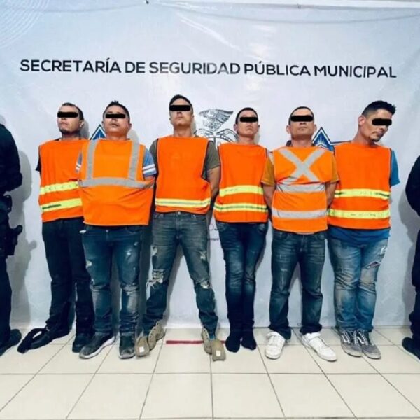 Ciudad Juárez sigue bajo ataque; Mexicles queman dos camiones