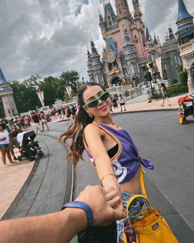 Danna Paola confirma que podría colaborar en un tema con su suegro