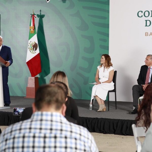 Refrenda el presidente López Obrador su apoyo a gobernadora de BC.