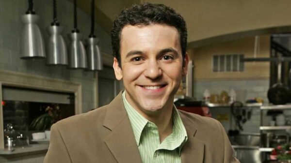 Fred Savage es acusado de acoso y agresión sexual