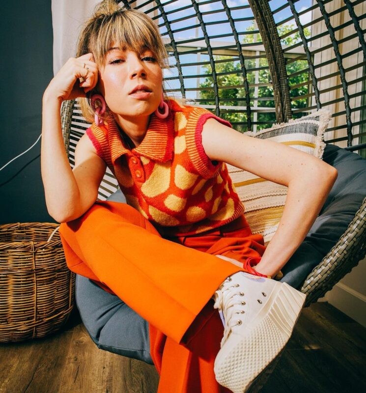 Jennette McCurdy rechazó miles de dólares para callar abusos de Nickelodeon