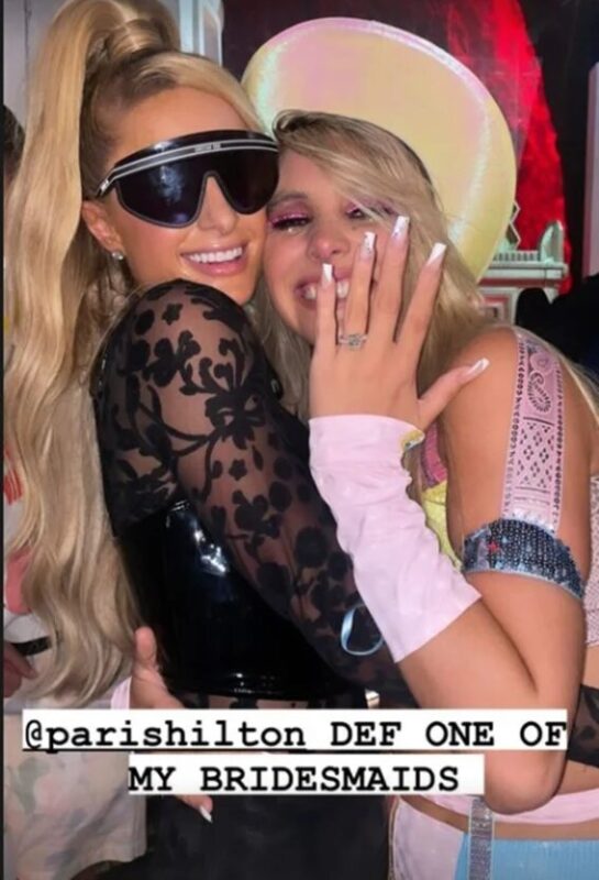 Lele Pons recibe anillo de compromiso en escenario de Tomorrowland