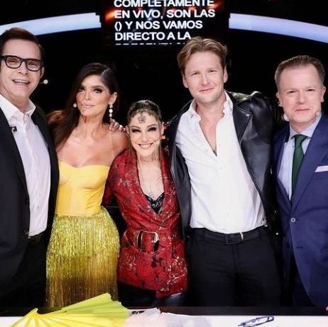 Lola Cortés se lanza contra Alexander Acha por su desempeño en "La Academia: 20 Años"