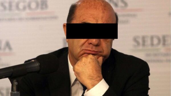 Caso Ayotzinapa: Impugnará Murillo Karam prisión preventiva.