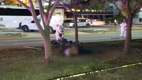 Muere motociclista en fatal accidente en la Bonampak.