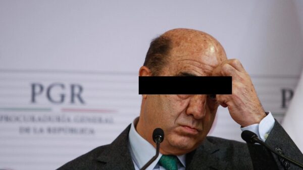 Imputan a Jesús Murillo Karam tortura a 6 criminales.