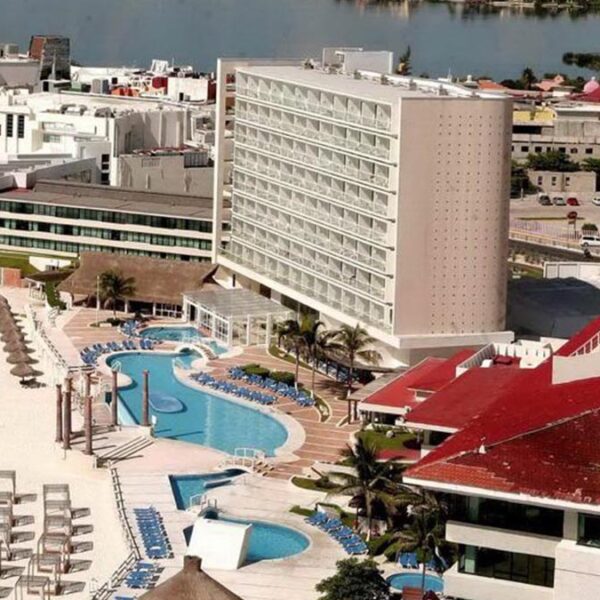 Coneval reconoce que Quintana Roo disminuyó la pobreza laboral y lo ubica como el tercero nacional en lograrlo