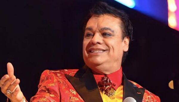 ¡Después de 6 años, reaparece Juan Gabriel!