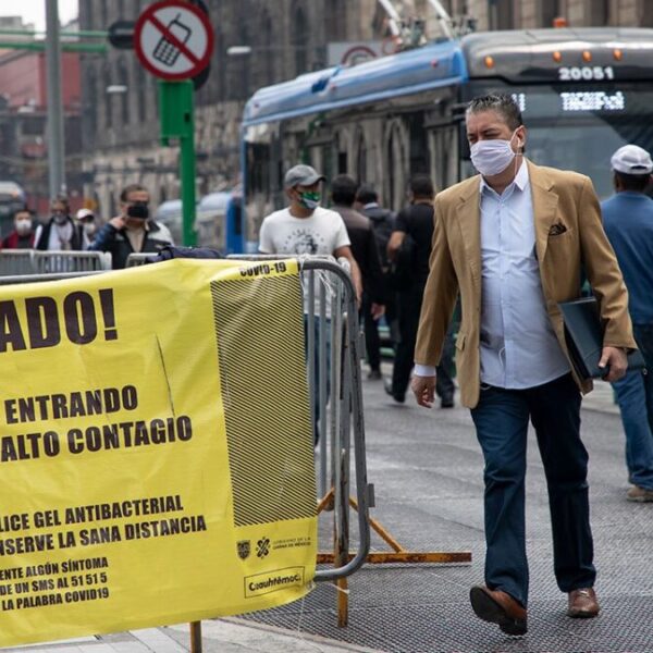 Va hacia un 'punto de receso' la pandemia por Covid en México.