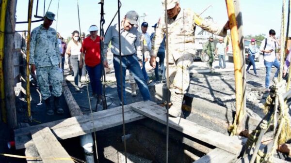 Empresas extranjeras asesorarán rescate de mineros en Sabinas, Coahuila.
