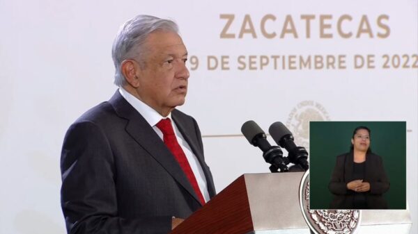 Monreal avaló “la falsedad, hipocresía y politiquería del conservadurismo”