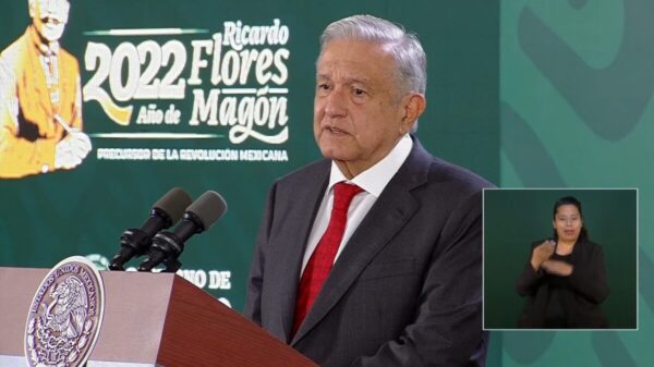 Alza al mínimo, programas sociales y remesas, escudos contra la crisis