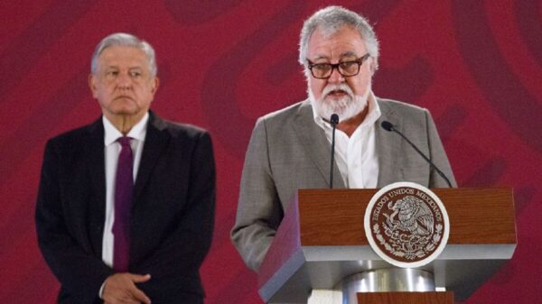 Descarta AMLO campaña de Sedena contra Encinas