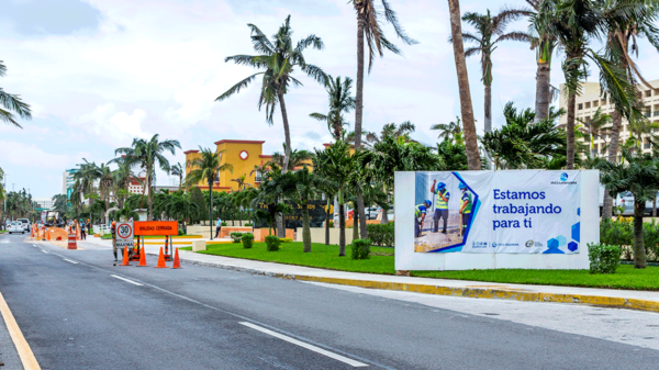 Aguakan realiza trabajos en red sanitaria de Zona Hotelera de Cancún