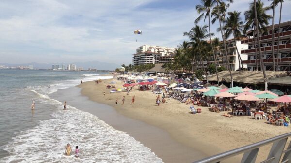 Activan alerta de Tsunami en Nayarit por sismo