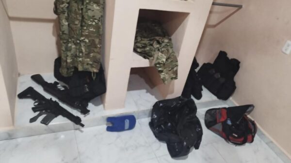 Cateos en Cozumel dejan decomiso de armas, equipo táctico y drogas