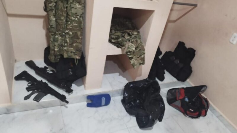 Cateos en Cozumel dejan decomiso de armas, equipo táctico y drogas