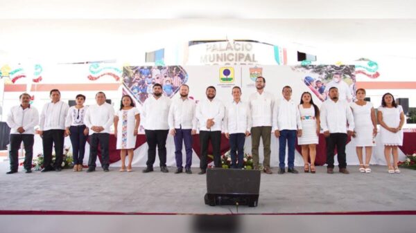 Ha sido un privilegio servir a Quintana Roo: Carlos Joaquín