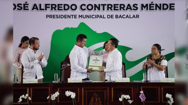 Es mucho lo que juntas y juntos hemos logrado por Quintana Roo: Carlos Joaquín