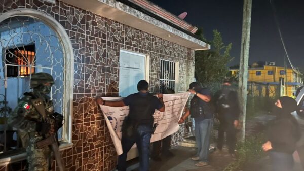 Cozumel: Detiene a una persona y aseguran drogas y vehículos en cateos.