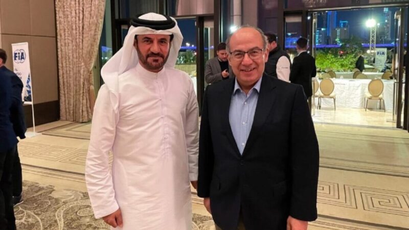 Huye Felipe Calderón a España; trabaja para Emiratos Árabes