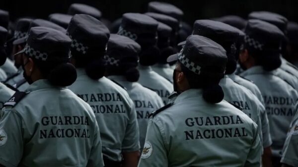 Publica AMLO en el DOF pase de Guardia Nacional a Sedena