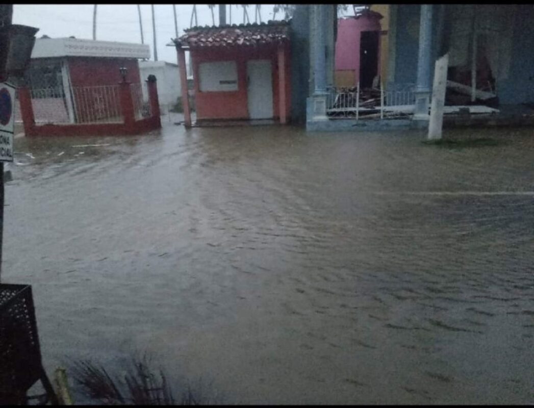 Severas inundaciones en la ciudad de Pinar del Río.