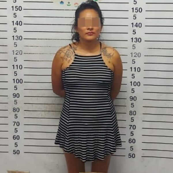 Detienen a mujer con droga en la colonia Nicté-Ha de Playa del Carmen.