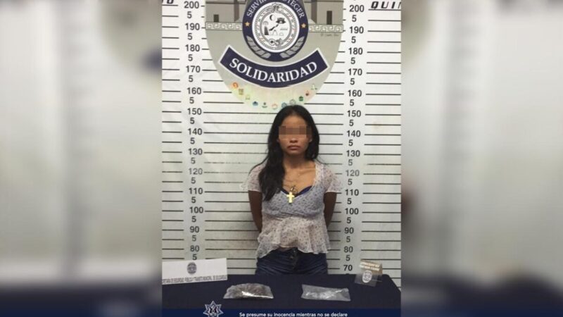 Detienen a jovencita narcomenudista en Playa Del Carmen