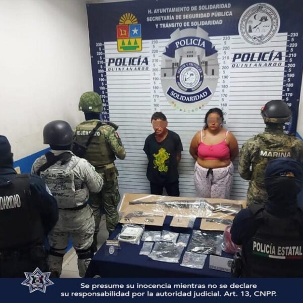 Detienen en Playa Del Carmen a pareja de narcomenudistas y pistoleros