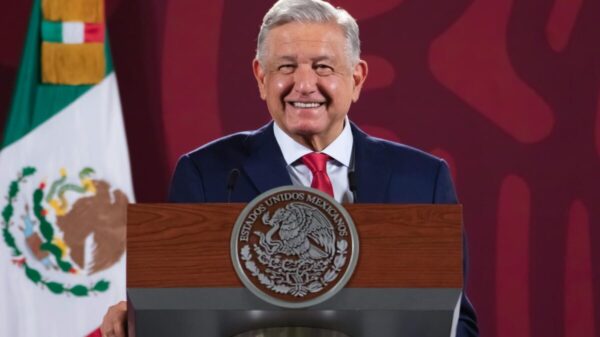 Recomienda AMLO buscar silla y sentarse, a los ansiosos por 2024