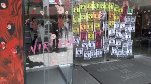 Exigen colectivos LGTBIQ+ en CDMX vacunas contra viruela símica