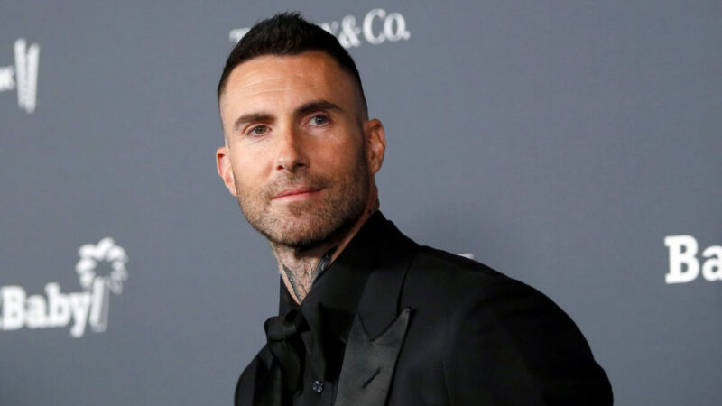 Quinta mujer acusa a Adam Levine de infidelidad