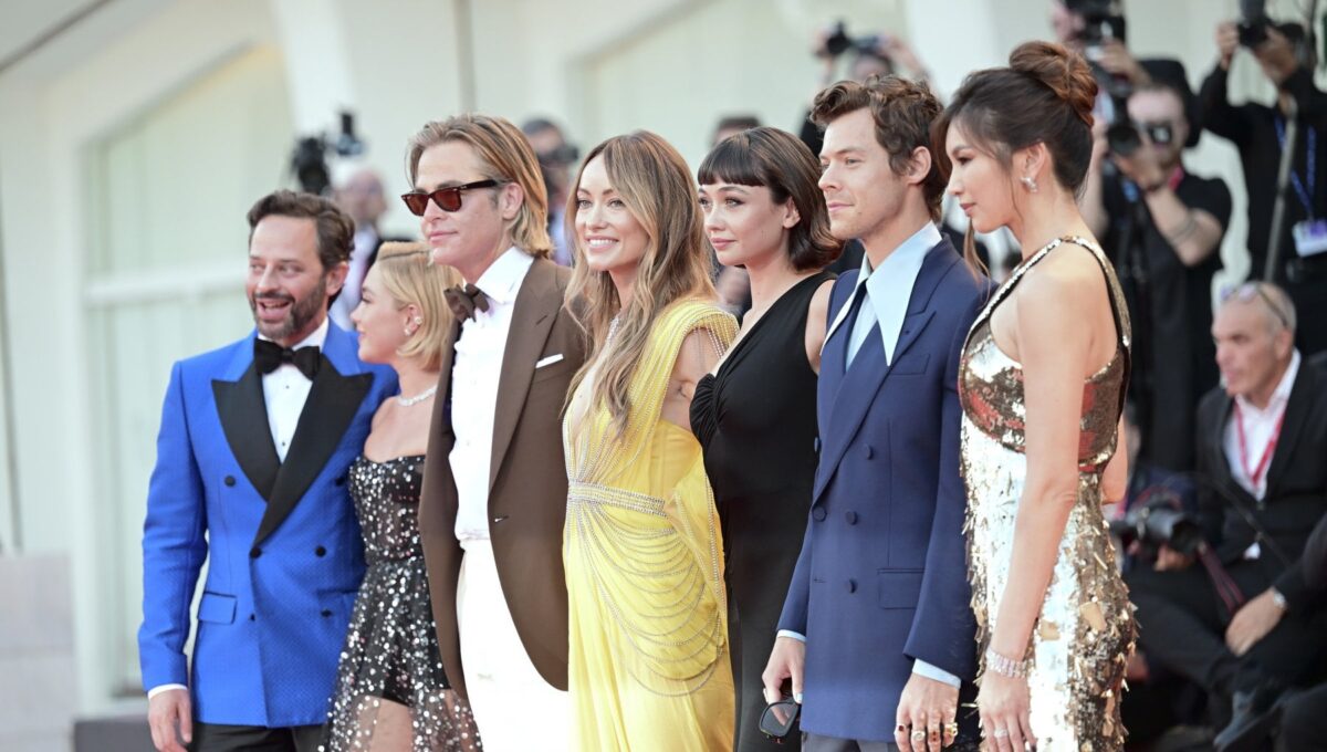 ¿Realmente Harry Styles escupió a Chris Pine en el Festival de Venecia?