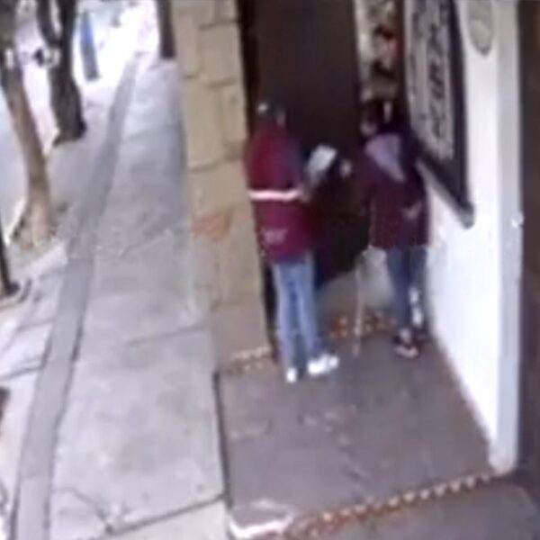 Ladrones asaltan disfrazados de empleados de gobierno