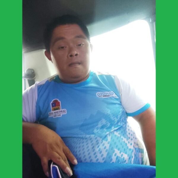 Joven con síndrome de Down extraviado en combi de la ruta 259