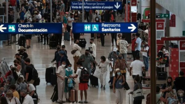 Creció 64 % ingreso de divisas por turismo internacional: Sectur