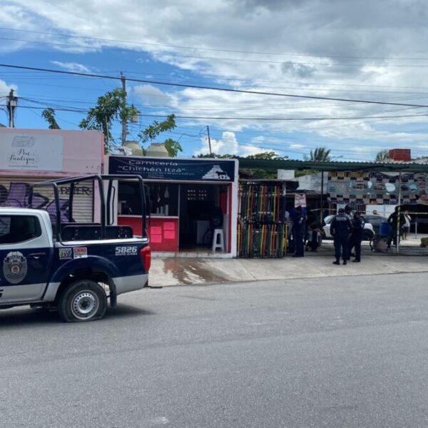 Ejecutan a propietario de carnicería en la Supermanzana 97 de Cancún (VIDEO).