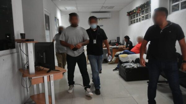 Entregan a un juez a implicado en ejecución del gerente del club playa Mamita’s.