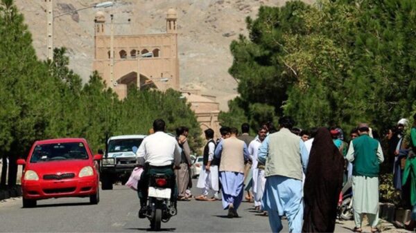 Atentado en mezquita deja 18 muertos en Afganistán (VOCERO).