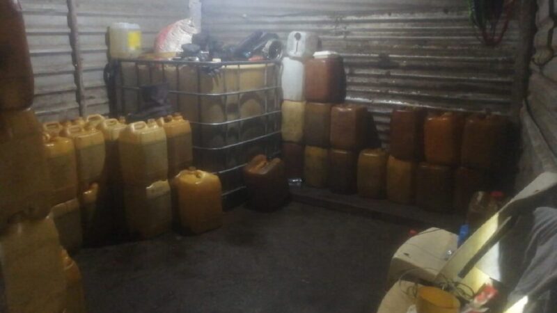 Desmantela la Guardia Nacional bodega de huachicol en Tabasco