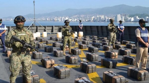 Van más de 46 toneladas de cocaína decomisada por la Marina.